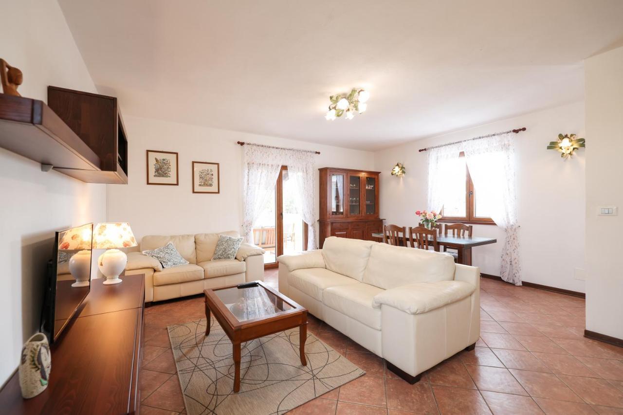 Villa Ena With Pool & Jacuzzi Donji Kasic المظهر الخارجي الصورة
